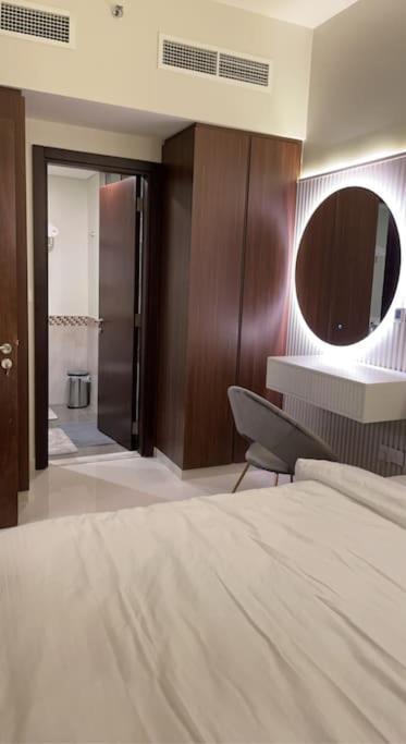 迪拜New Luxury Modern Canal View.公寓 外观 照片